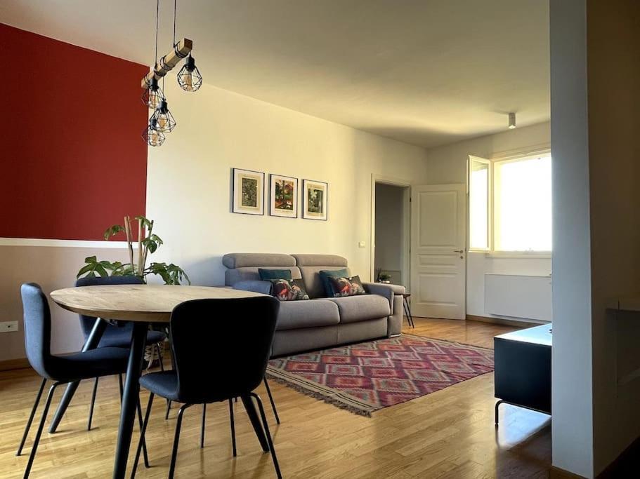 Appartamento Moderno In Tenuta Melloni Анцола-делл'Эмилия Экстерьер фото